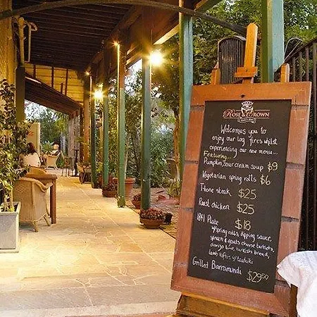Rose & Crown Hotel Perth Exterior photo